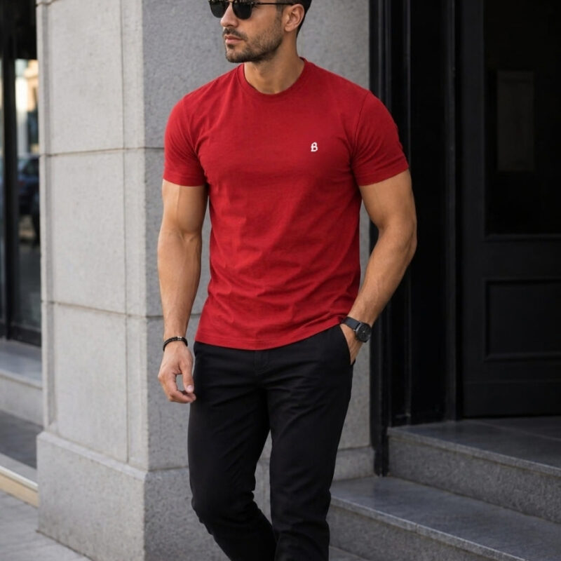 Camiseta Bordada "B" Vermelha